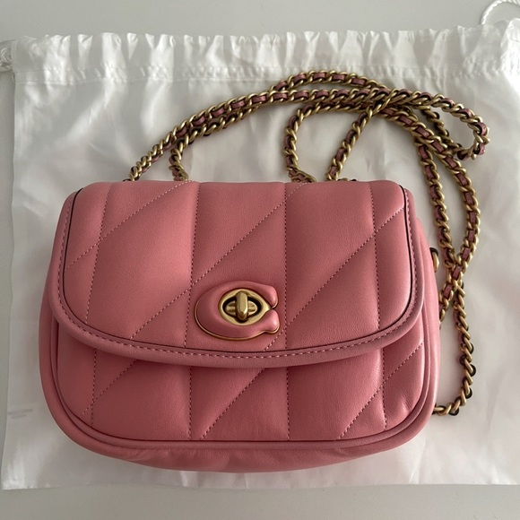 Coach Pillow Madison 18 shoulder bag with quilting - like new, never worn - Picture 1 of 9